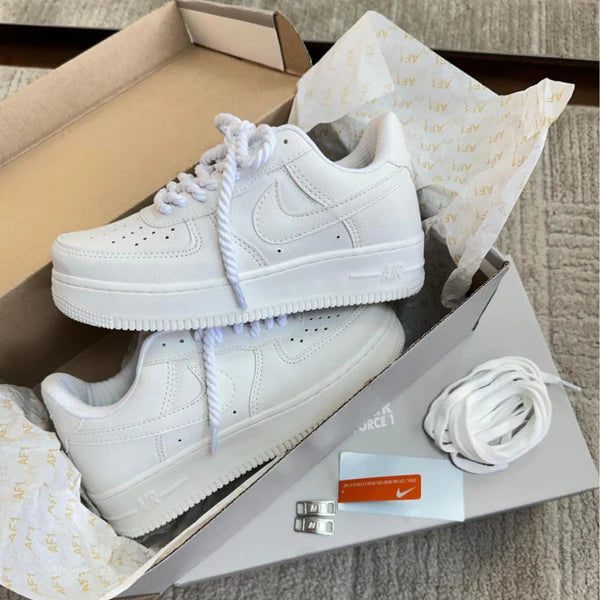 NIKE AIR FORCE PREMIUM NOBUK BLANCO
