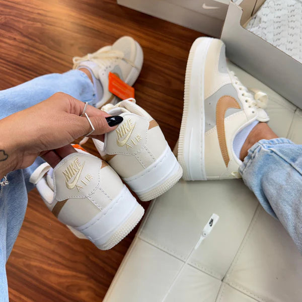NIKE AIR FORCE TRICOLOR