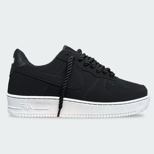 NIKE AIR FORCE PREMIUM NOBUK NEGRO